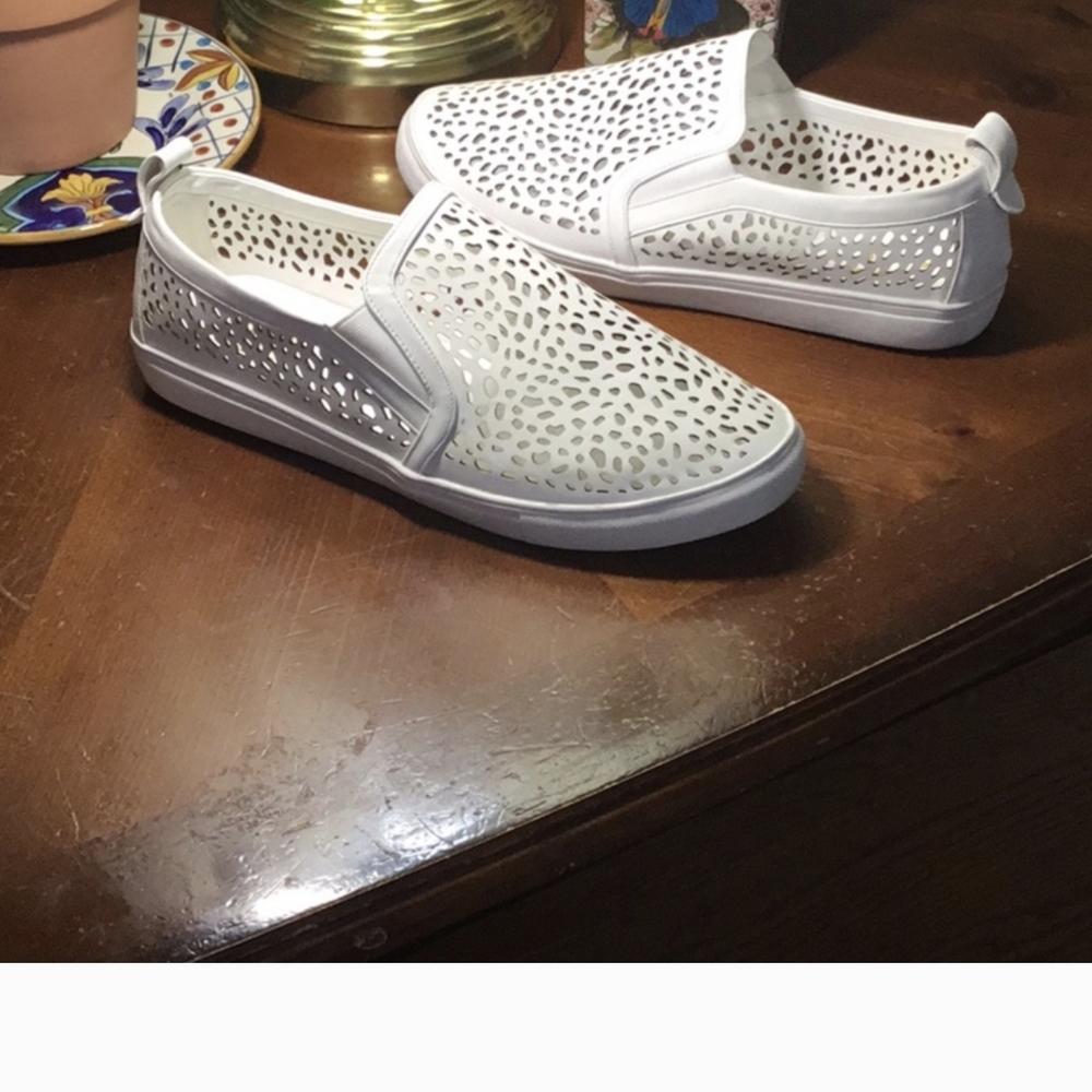 T G Sneakers, White slip on platform sneaker